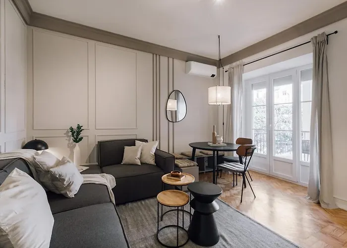 Fado - 3 Bedrooms, Office And Terrace In Alvalade