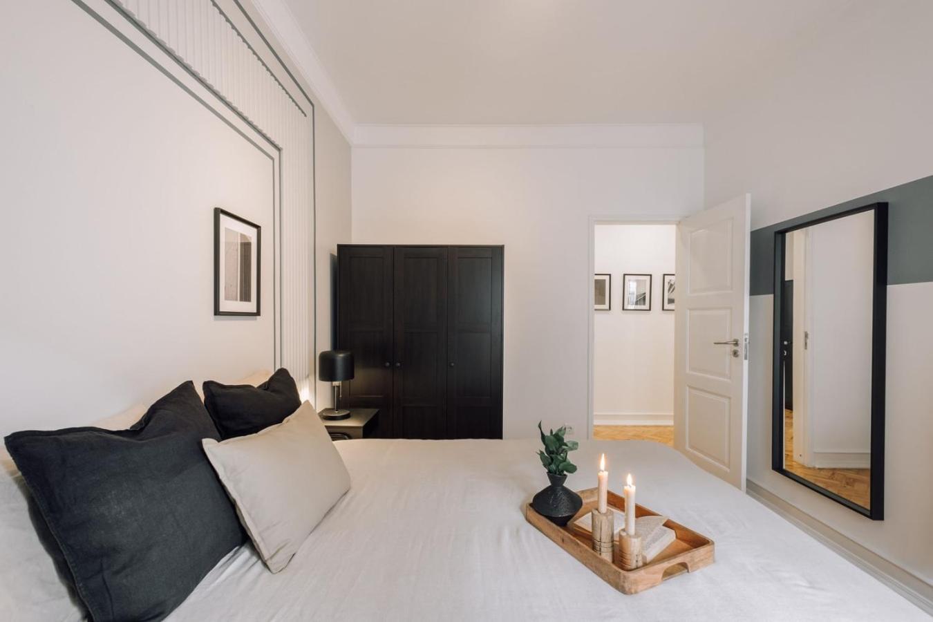 Apartment Fado - 3 Bedrooms, Office And Terrace In Alvalade Lisbon