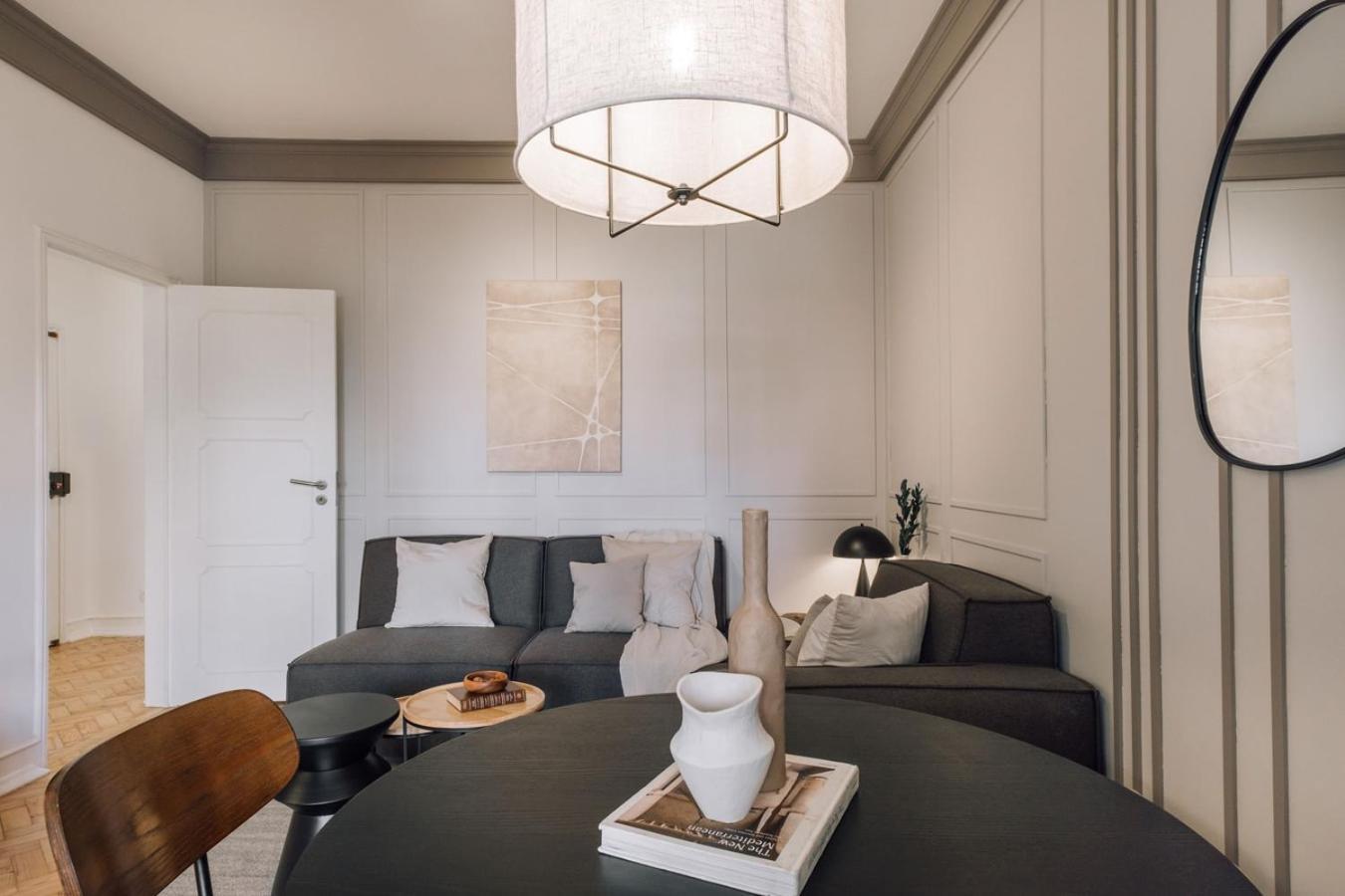 Apartment Fado - 3 Bedrooms, Office And Terrace In Alvalade
