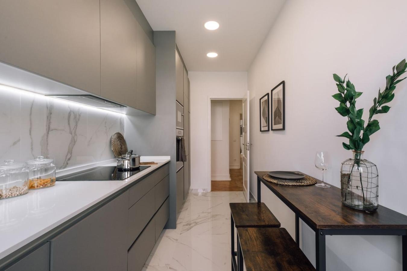Fado - 3 Bedrooms, Office And Terrace In Alvalade * Lisbon